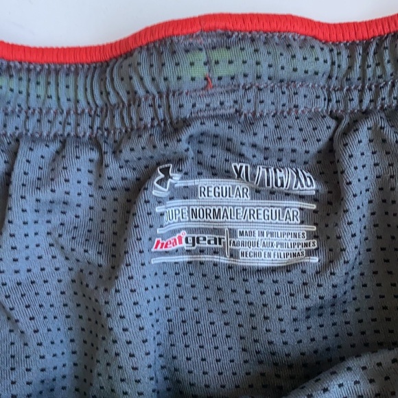 Men’s Under Armour Shorts Orange XL - Picture 6 of 7